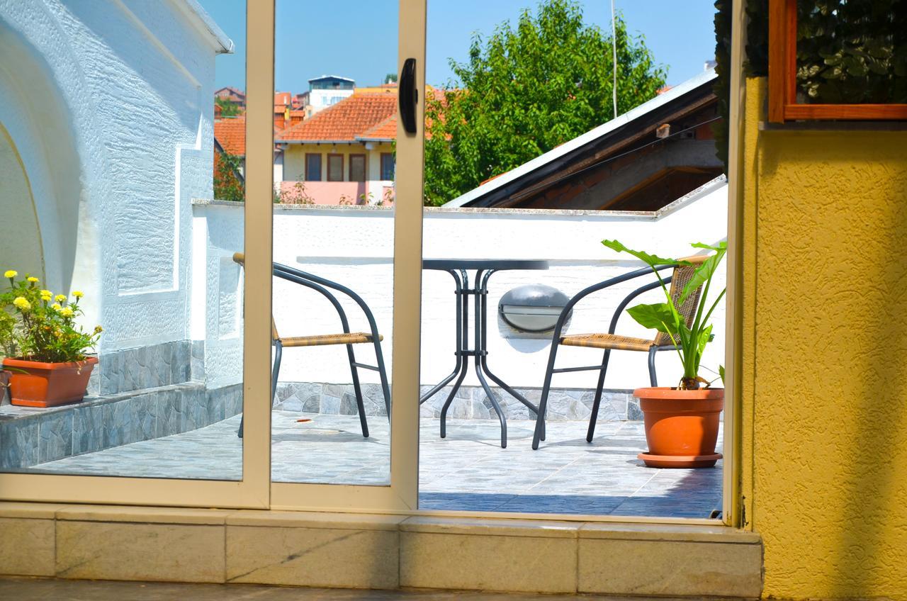 Stay Ok Prishtina Pristina Exterior foto